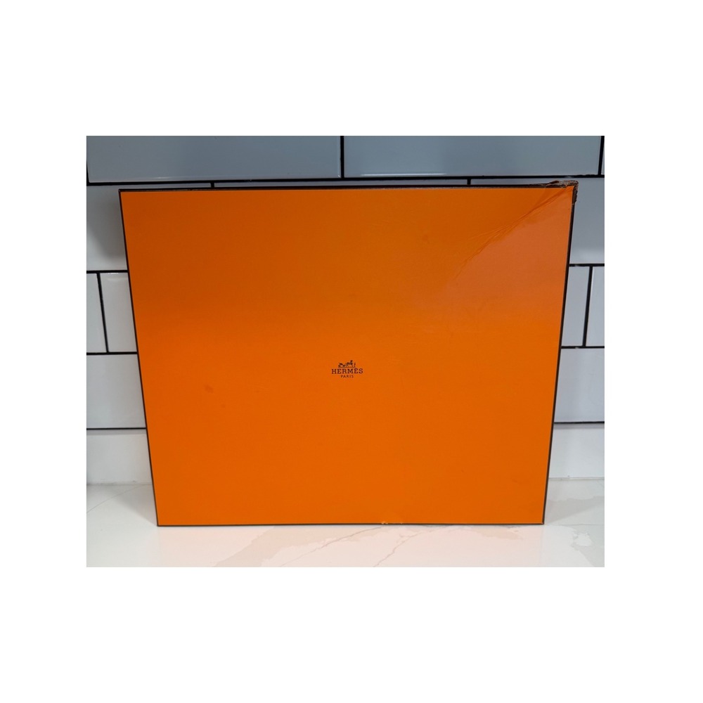 Hermes Paris Large Orange Empty Gift Box 18x15x4.25 w/ Inserts